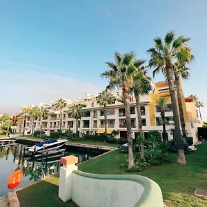 Alboaire- Waterfront Luxury 4 Bedroom In The Marina Of , Sotogrande Spain